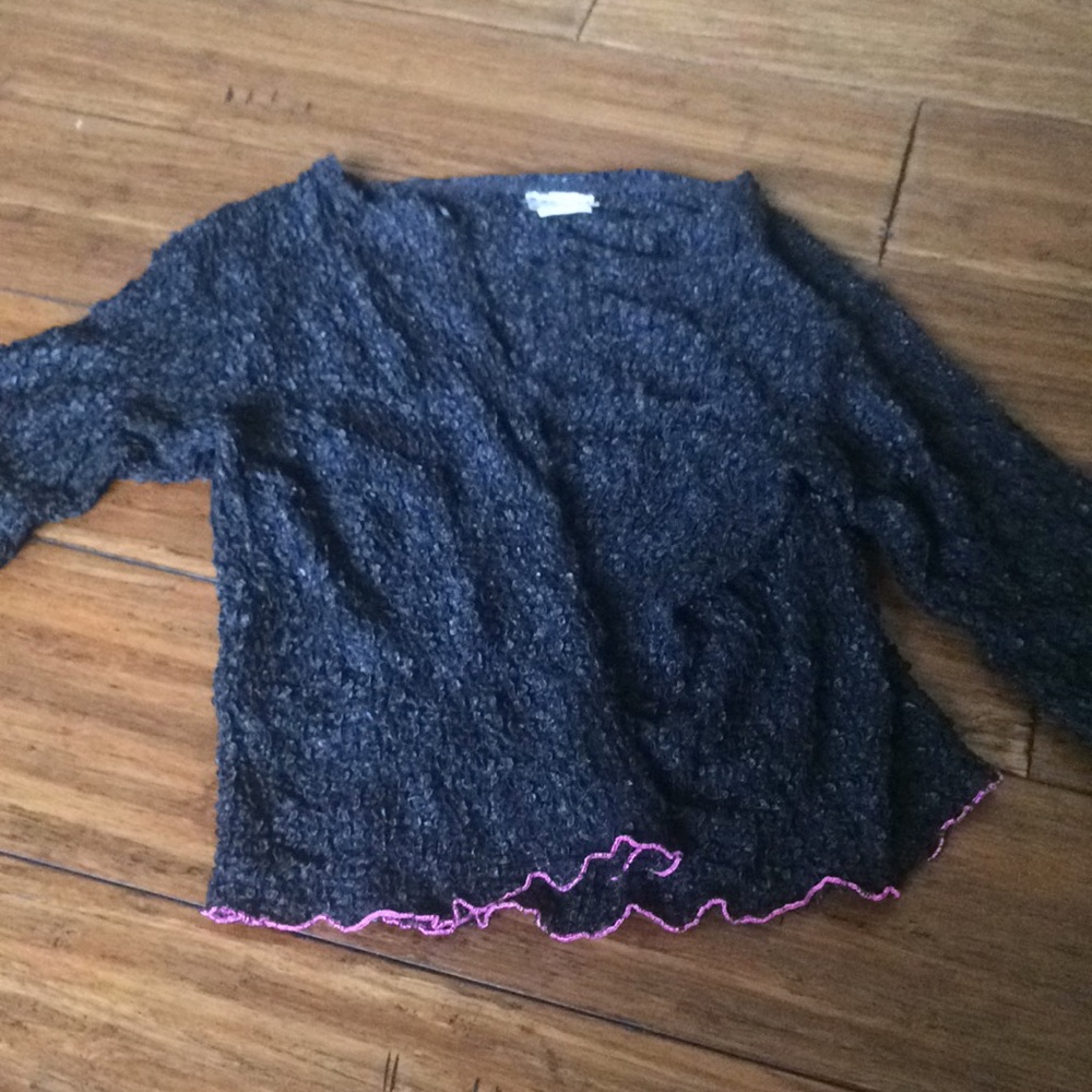 So Fun! Lightweight black sweater